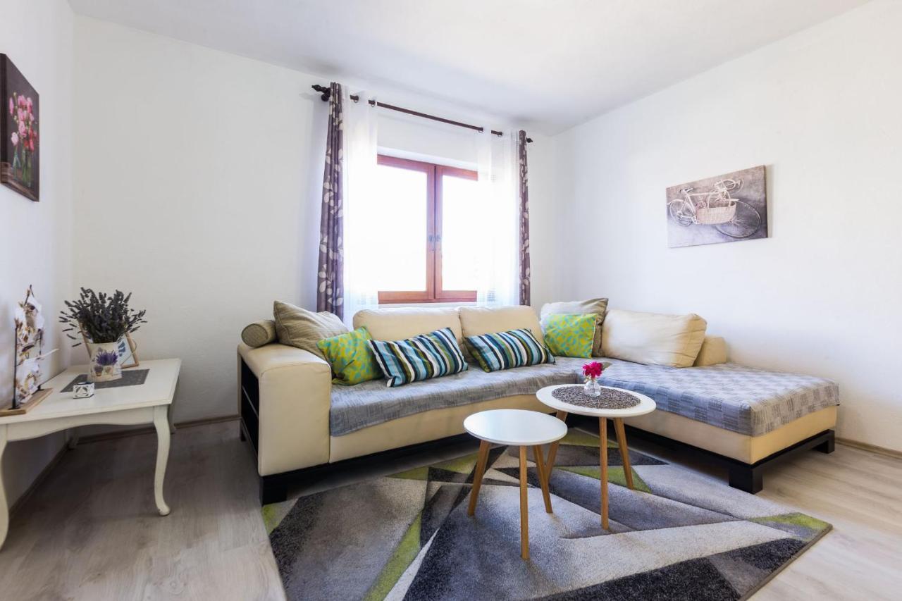 Makalu Apartment Zára Kültér fotó
